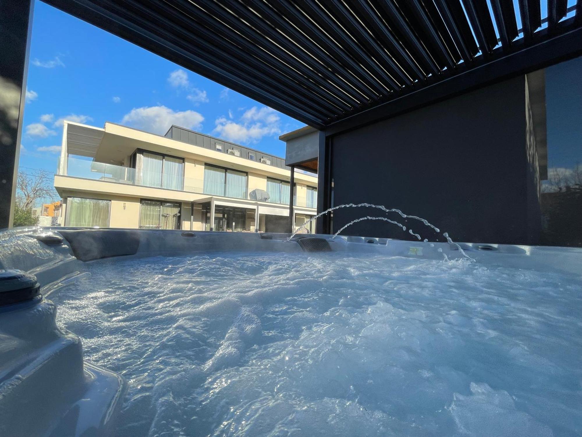 Luxury Apartments In Balatonalmadi, Almadi Lux Apartman III - Pure Gold Exterior photo